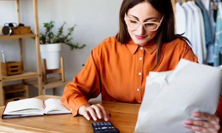 Struggling With Budgeting? Transform Your Finances Today!